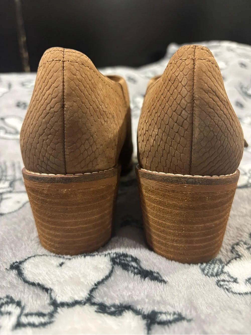 Zodiac Tan Textured Ankle Boots